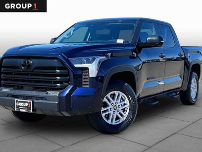 Used 2023 Toyota Tundra SR5 w/ SR5 Convenience Package