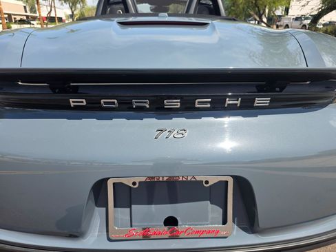 Used 2017 Porsche 718 Boxster RWD image 28