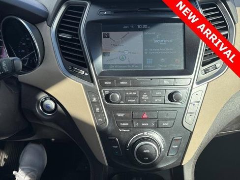 Used 2017 Hyundai Santa Fe SE Ultimate w/ SE Ultimate Tech Package 03 image 15