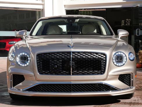 New 2026 Bentley Flying Spur Plug-In Hybrid AWD/4WD image 10