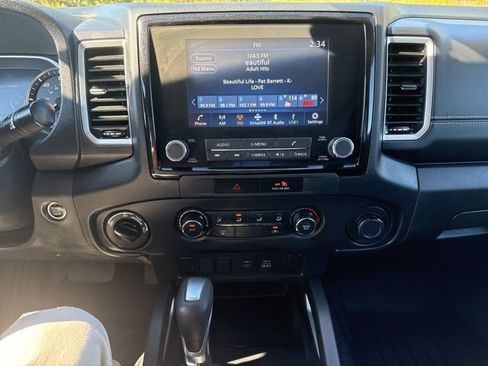 Used 2023 Nissan Frontier SV w/ Tow Package image 21
