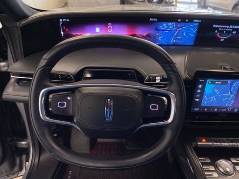 Used 2024 Lincoln Nautilus Reserve w/ Jet Appearance Package (87T) image 18