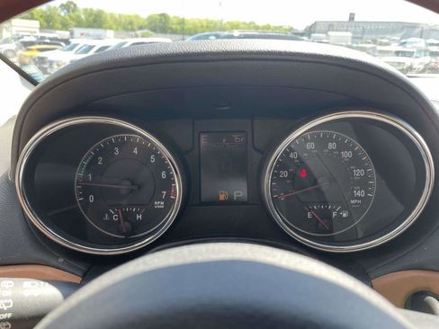 Used 2013 Jeep Grand Cherokee Overland w/ Advance Technology Group image 30