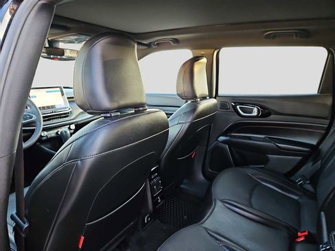 Used 2023 Jeep Compass Trailhawk w/ Trailhawk Elite Group image 14