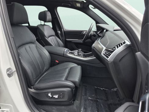 Used 2022 BMW X5 xDrive45e w/ M Sport Package AWD/4WD image 22