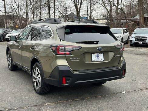 Used 2020 Subaru Outback Premium image 7
