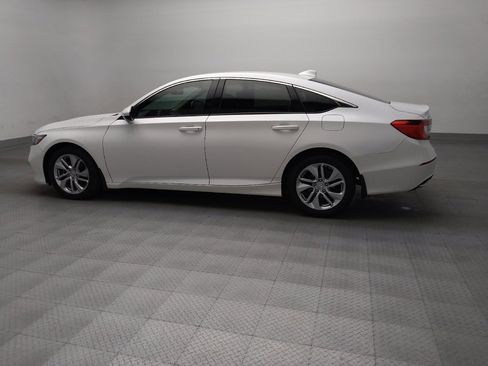 Used 2018 Honda Accord LX image 3