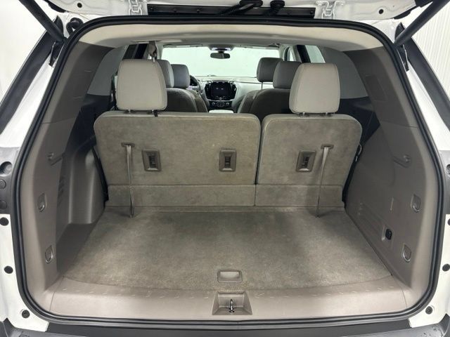 Used 2019 Chevrolet Traverse LT FWD image 8
