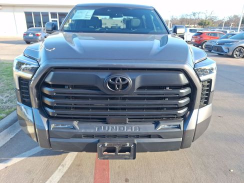 Used 2025 Toyota Tundra SR5 image 9