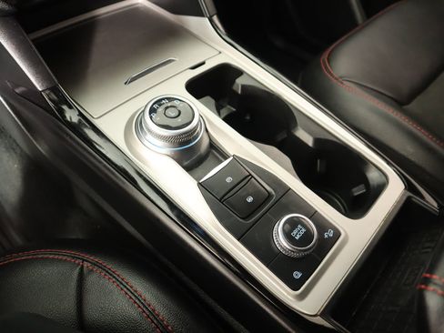 Used 2023 Ford Explorer ST-Line image 9