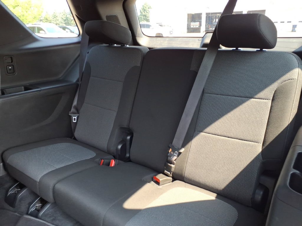 Used 2023 Chevrolet Traverse LT AWD/4WD image 9