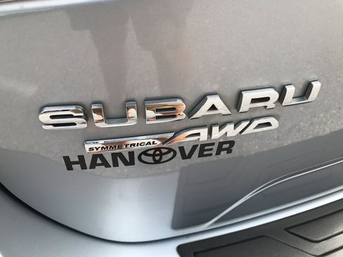 Used 2020 Subaru Forester Premium AWD/4WD image 10