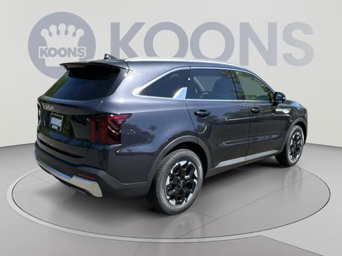 New 2026 Kia Sorento S w/ S Panoramic Sunroof Package FWD image 16