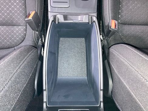 Used 2025 Ford Escape Active AWD/4WD image 12
