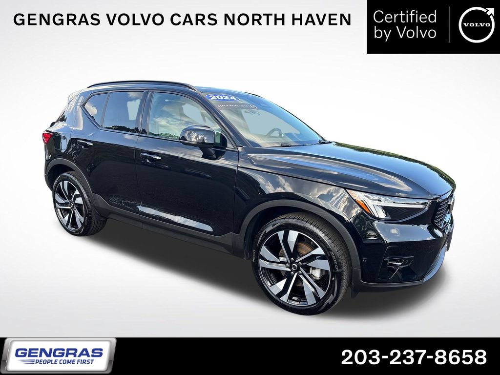 Certified 2024 Volvo XC40 B5 Plus w/ Protection Package Premier AWD/4WD image 1