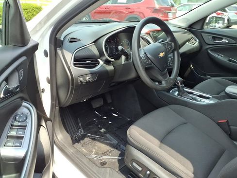 Used 2024 Chevrolet Malibu LT FWD image 6