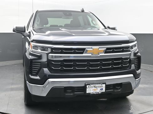 Used 2024 Chevrolet Silverado 1500 LT image 3