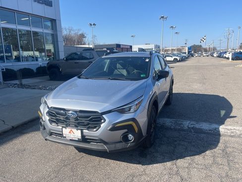 Used 2025 Subaru Crosstrek 2.5i Sport w/ Crosstrek Mirror Package image 7