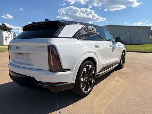 Used 2025 Cadillac Escalade IQ Sport 2 AWD/4WD image 6