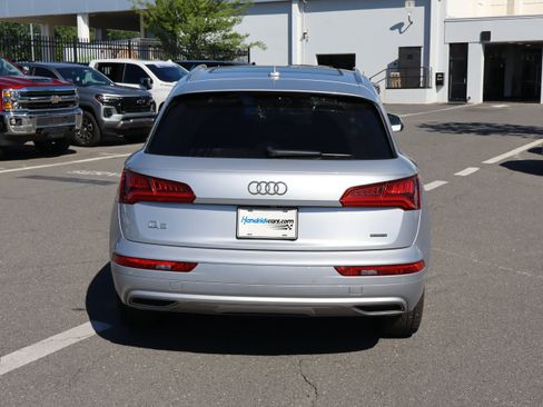 Used 2019 Audi Q5 2.0T Premium Plus w/ Premium Plus Package AWD/4WD image 9