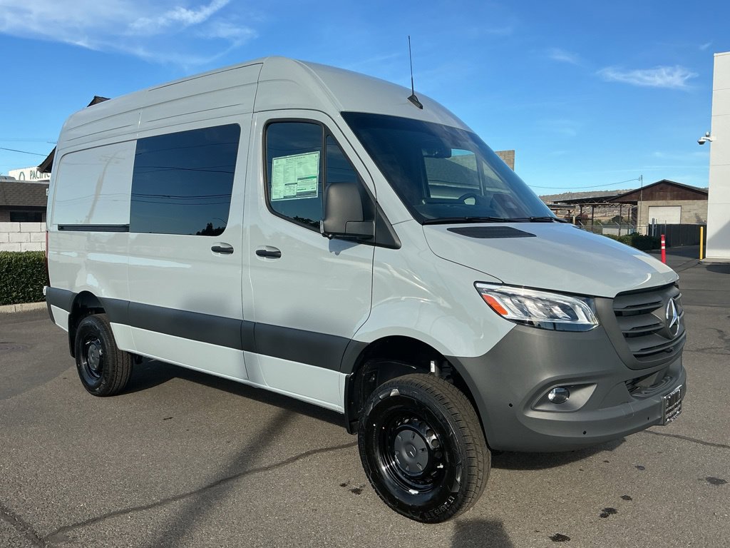 New 2026 Mercedes-Benz Sprinter 2500 image 3