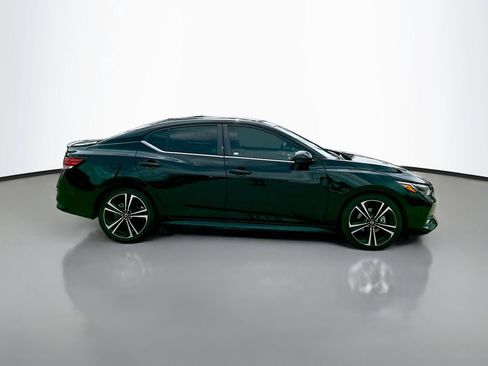 Used 2023 Nissan Sentra SR w/ SR Premium Package FWD image 8