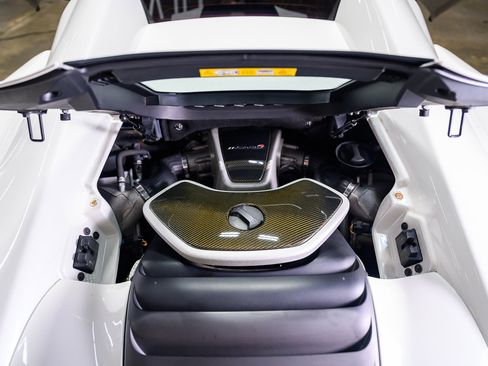 Used 2013 McLaren MP4-12C Spider image 24