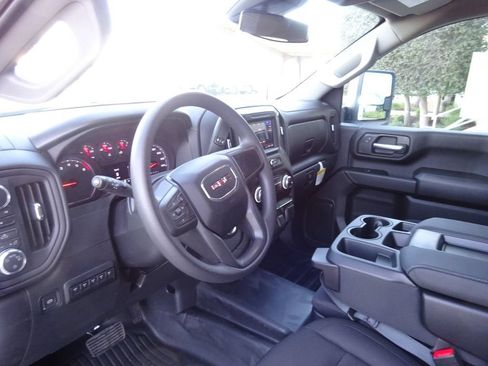 New 2026 GMC Sierra 2500 Pro w/ Convenience Package AWD/4WD image 11