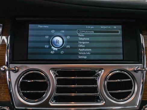Used 2011 Rolls-Royce Ghost image 27