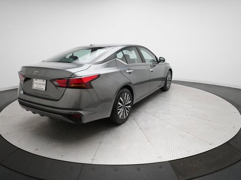 Certified 2025 Nissan Altima 2.5 SV image 35