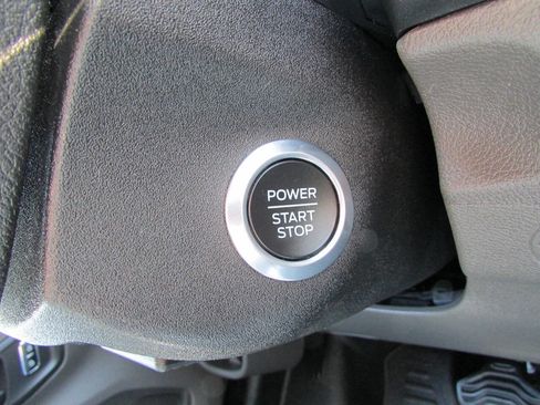 Used 2024 Ford Transit 350 XLT RWD image 24