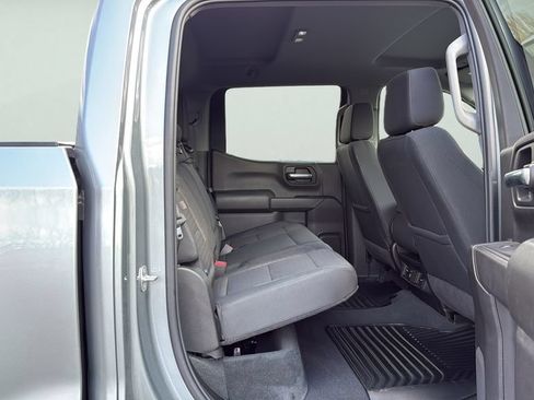 Used 2024 Chevrolet Silverado 1500 Custom Trail Boss w/ Dark Appearance Package AWD/4WD image 13