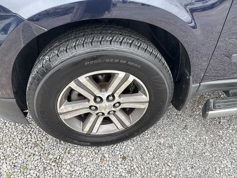 Used 2017 Chevrolet Traverse LS FWD image 7