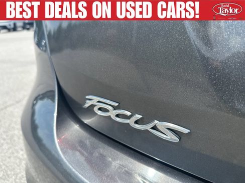 Used 2015 Ford Focus SE FWD image 37