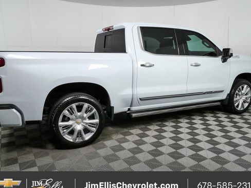 New 2026 Chevrolet Silverado 1500 High Country AWD/4WD image 2