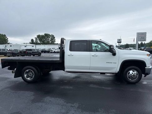 Used 2022 Chevrolet Silverado 3500 LT w/ Convenience Package AWD/4WD image 6