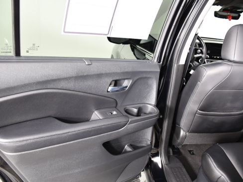 Used 2020 Honda Pilot Touring image 47