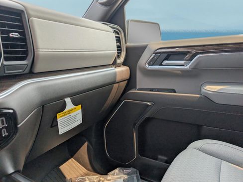 New 2026 Chevrolet Silverado 1500 LT w/ Z71 Off-Road Package image 30