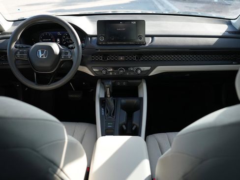 Used 2023 Honda Accord LX image 18