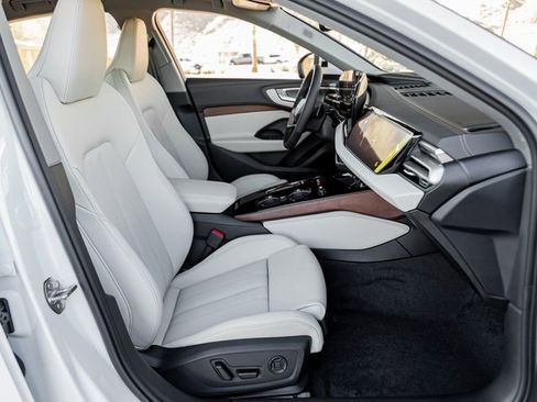 New 2025 Audi A5 2.0T Prestige image 26