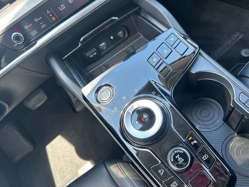 Used 2023 Kia Sportage EX w/ EX Premium Package AWD/4WD image 18