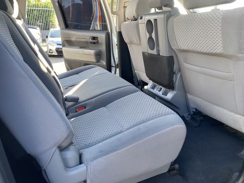 Used 2013 Toyota Tundra 2WD CrewMax w/ Tow Pkg image 16