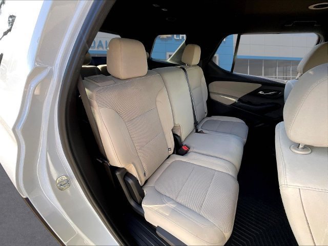 Certified 2023 Chevrolet Traverse LS w/ Midnight/Sport Edition FWD image 27