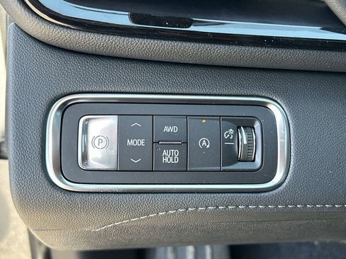 New 2026 Buick Enclave Avenir w/ Super Cruise Package AWD/4WD image 18