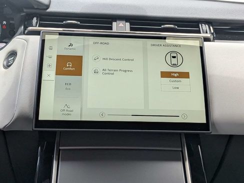 Used 2026 Land Rover Range Rover Velar S AWD/4WD image 19