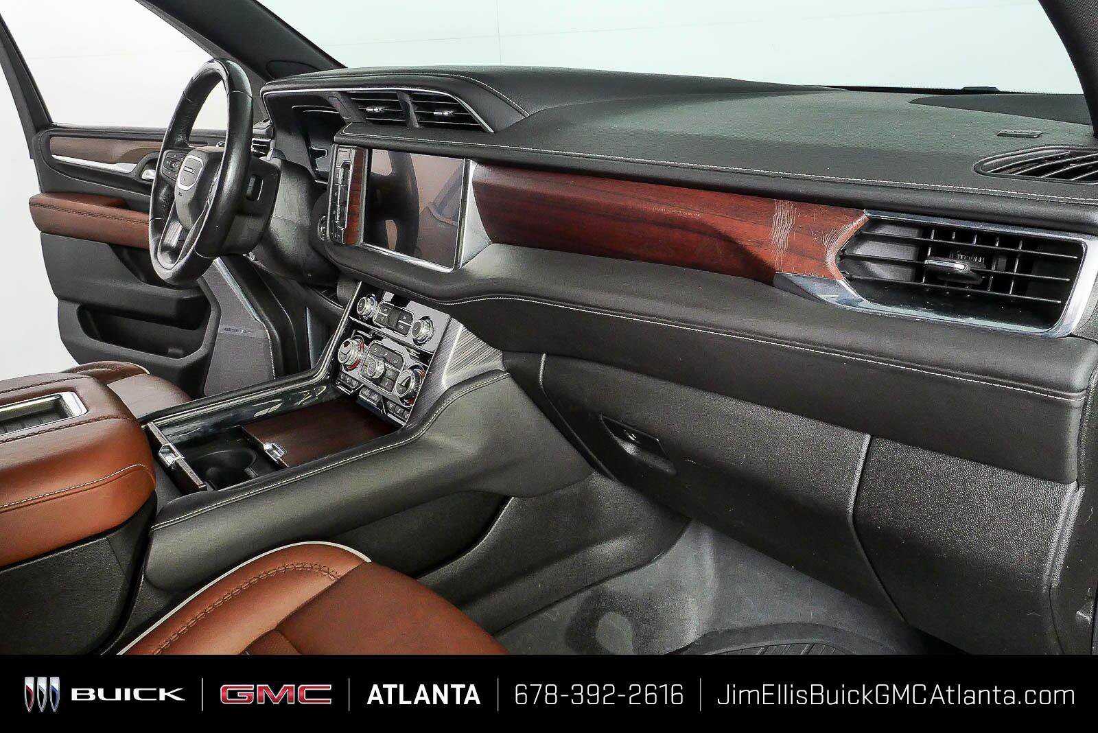 Certified 2023 GMC Yukon Denali Ultimate w/ LPO, Floor Liner Package AWD/4WD image 26