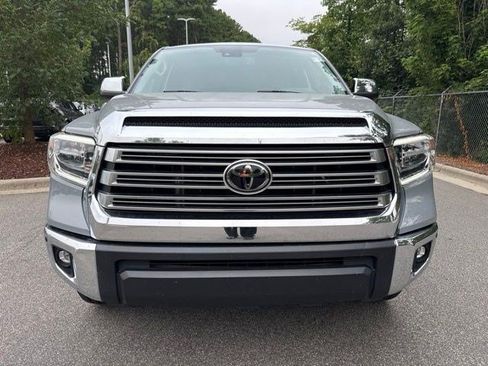 Used 2021 Toyota Tundra Limited w/ Limited Premium Package AWD/4WD image 10
