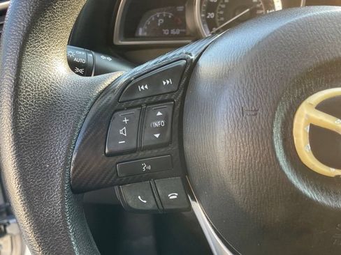 Used 2016 MAZDA MAZDA3 i Sport w/ Preferred Equipment Package FWD image 14