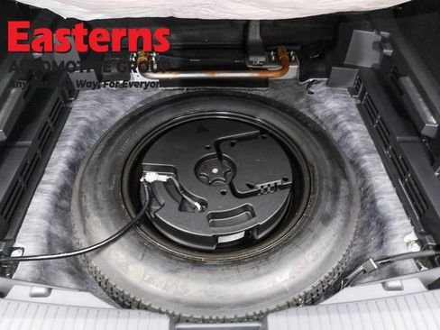 Used 2022 Nissan Rogue SV image 22