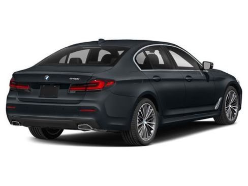Used 2023 BMW 540i xDrive w/ M Sport Package AWD/4WD image 2